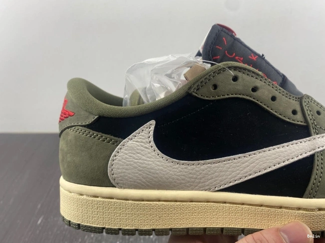 Bmlin OLIVE' AIR SCOTT 1 JORDAN OG LOW DM7866-002 TRAVIS SP 'BLACK X 0717
